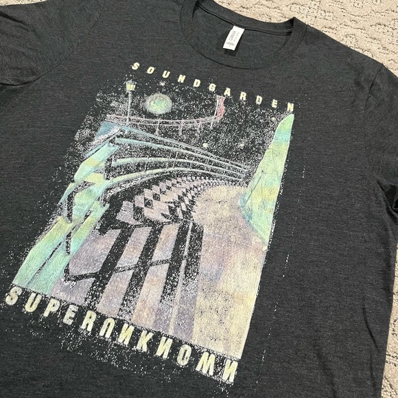 🎸 '23 Soundgarden Band Superunkmown Stairs To The Moon Limited Edition Soft Tee - Picture 3 of 15